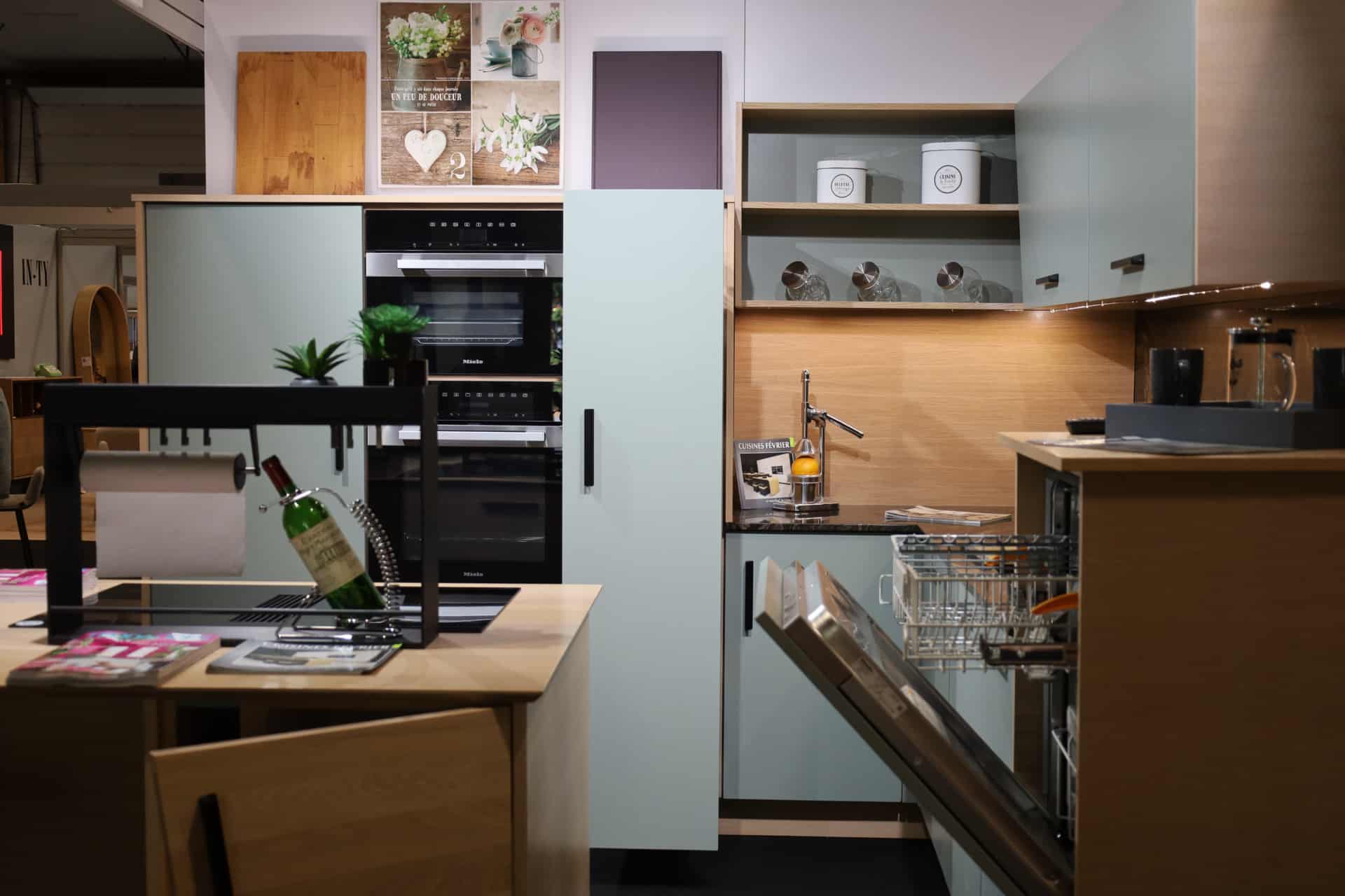 2025年秋季雷恩家具與裝飾品展覽會 公園展覽中心與住宿服務全解析